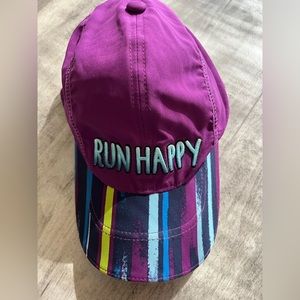 Brooks Running Hat Run Happy Vented Lightweight